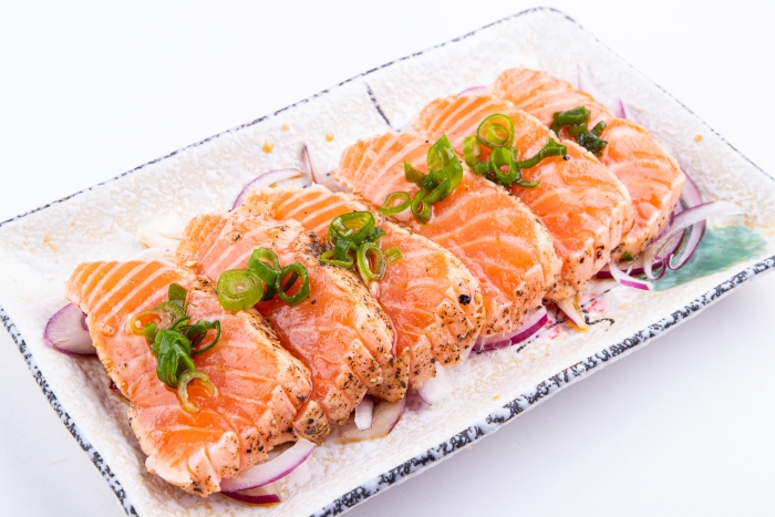 S7 Tataki Lachs